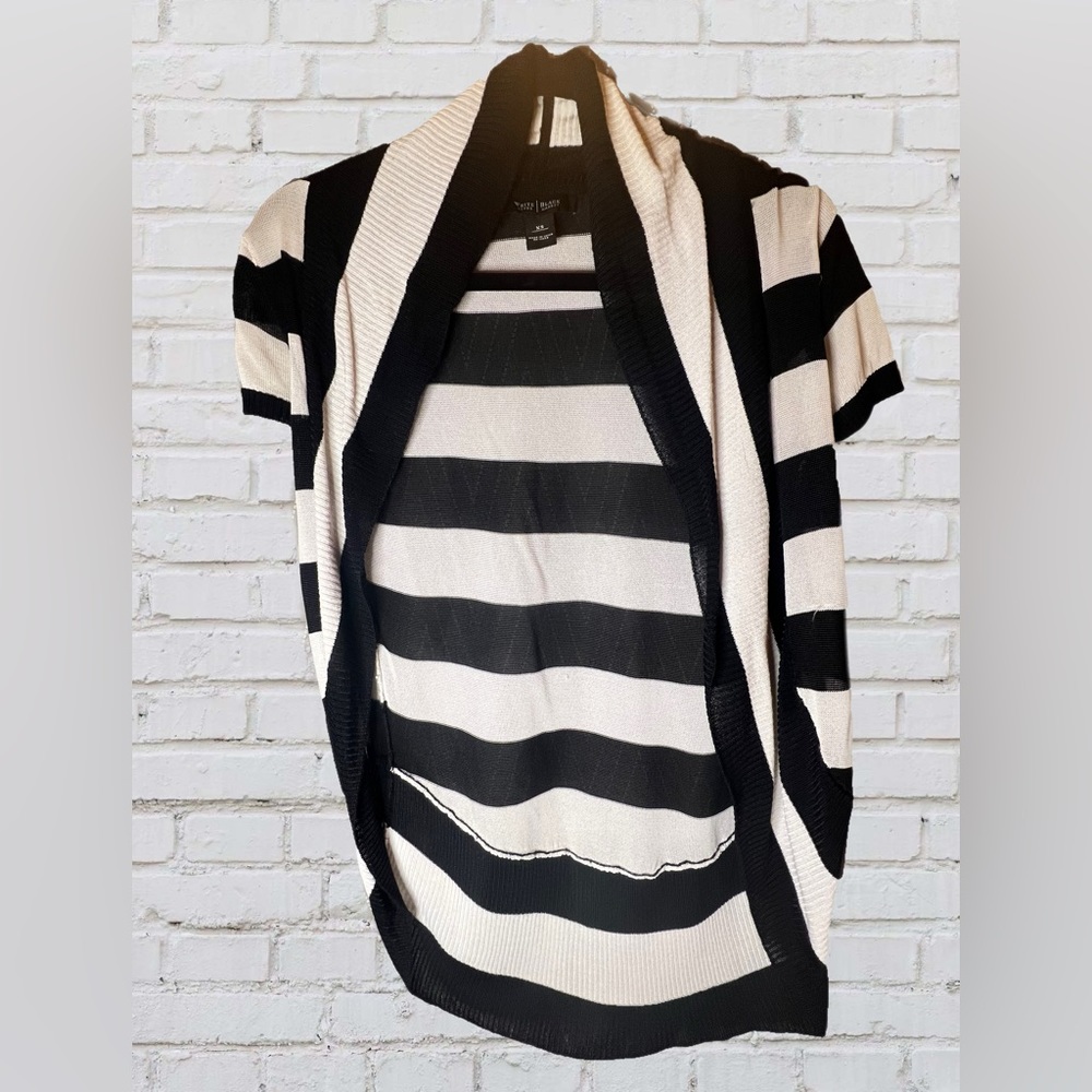 White House Black Market Short Sleeve Cardigan